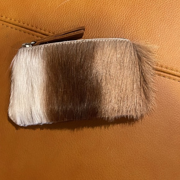 Brown and White handcrafted fur pouch wallet - Picture 3 of 4